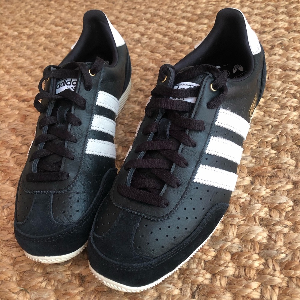 New: adidas Japan Sneakers. Size 9 - Picture 8 of 16